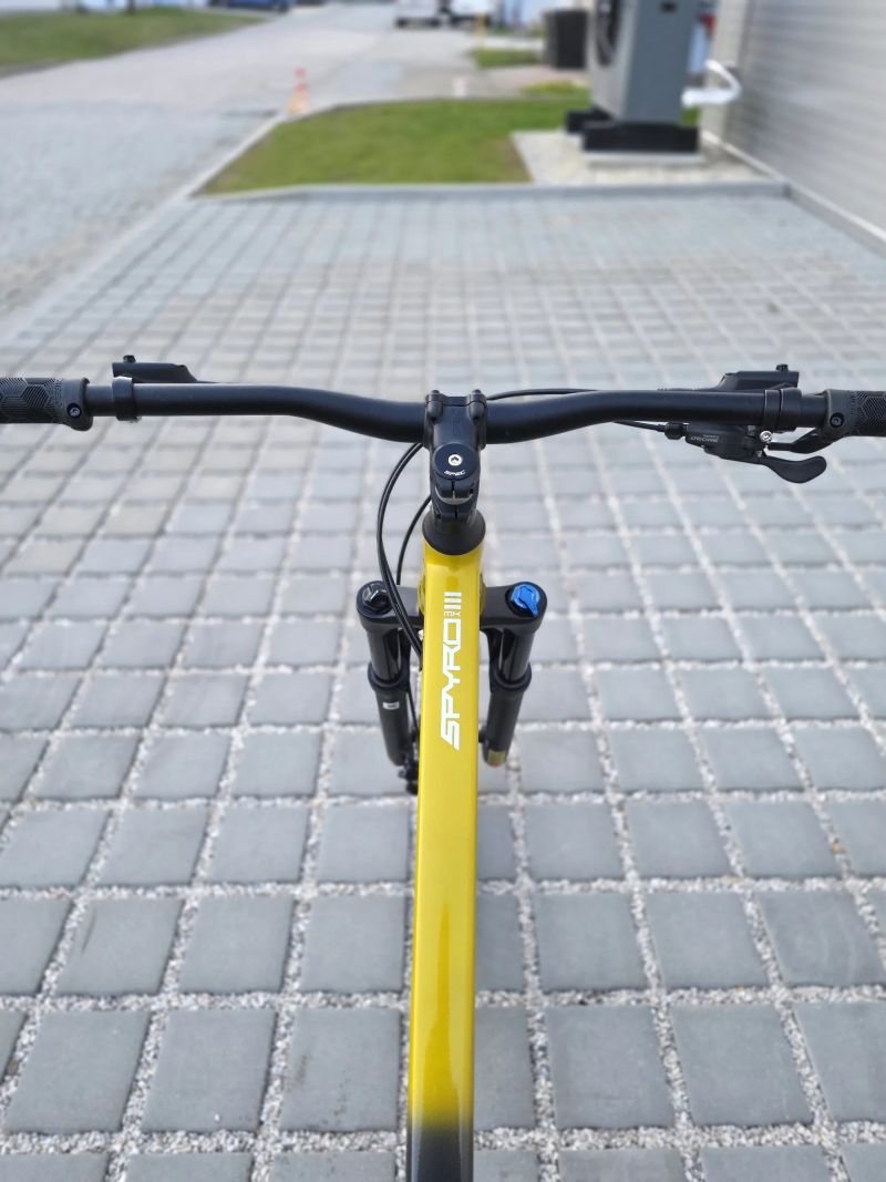 Horské kolo Qayron Spyro MKIII 5 Mustard/Black 29″ velikost XL / Nové / Shimano Deore