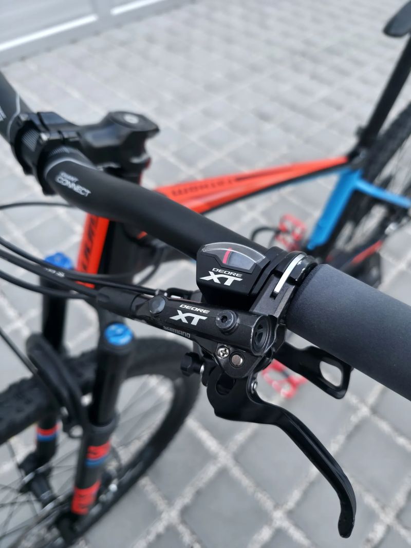 Horské kolo Giant Fathom 0 29″ - velikost M / FOX 32 / Shimano XT