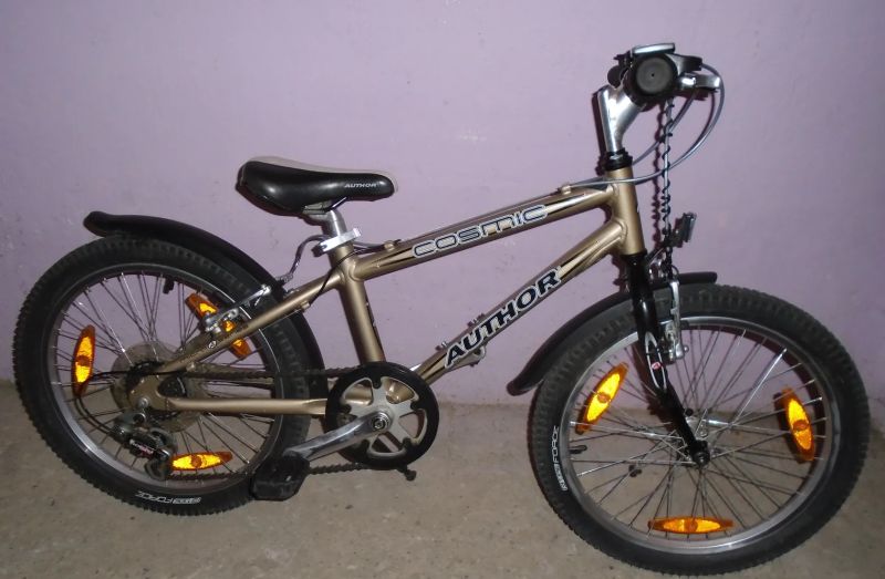 Dětské jízdní kolo: Author Cosmic 20“.