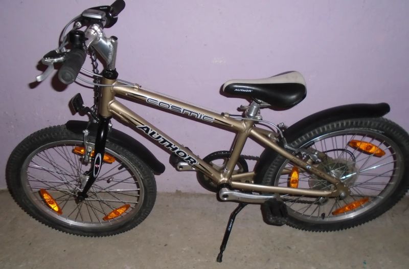 Dětské jízdní kolo: Author Cosmic 20“.