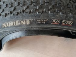 Maxxis Ardent a Forekaster 29 x 2,4 kevlar