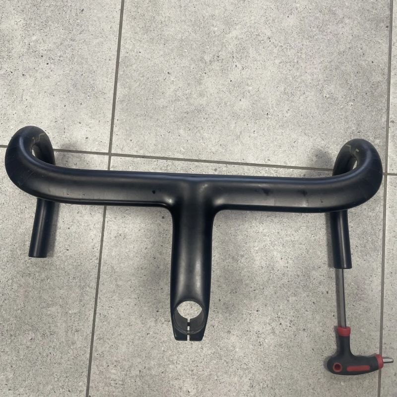 Silniční karbonové kombo 420x125mm