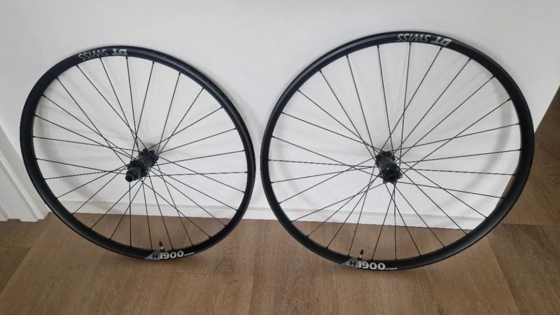 DT Swiss H 1900 boost XD mullet sada - sundaná z nového kola