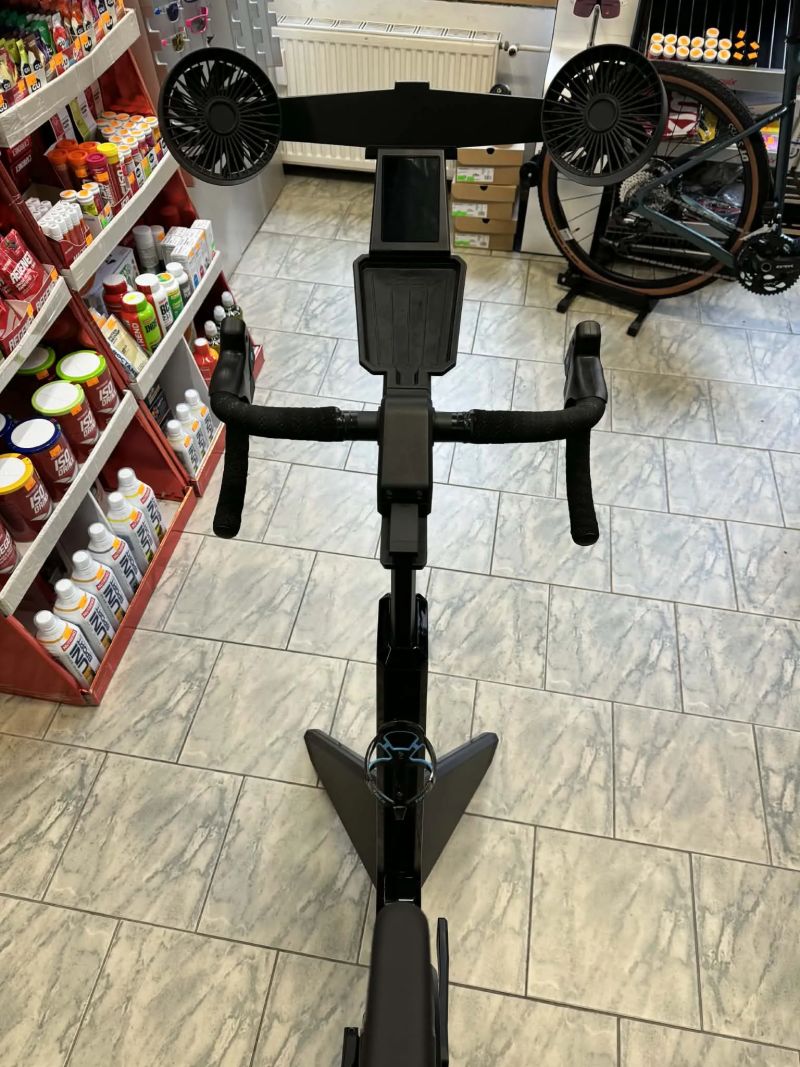 Chytrý renažer TACX NEO BIKE Smart 