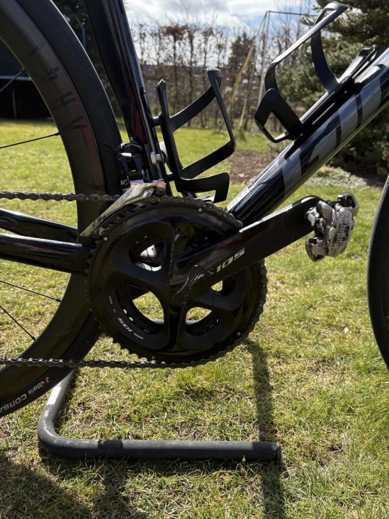 Giant TCR Advanced 1 (2024) – karbon, Shimano 105