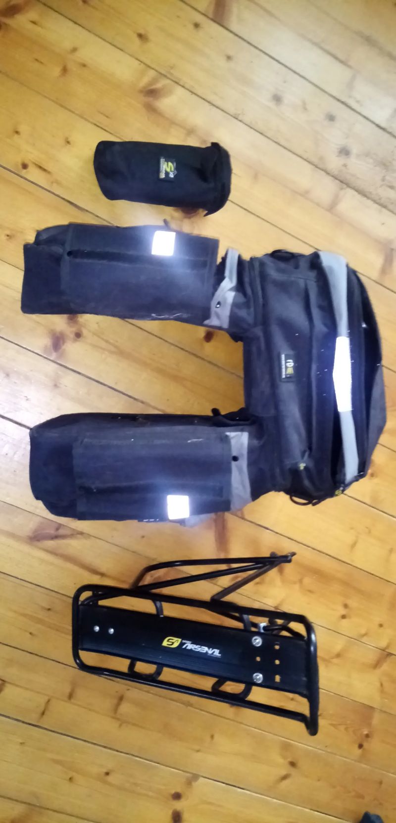  Nosič a brašna Sport Arsenal. 