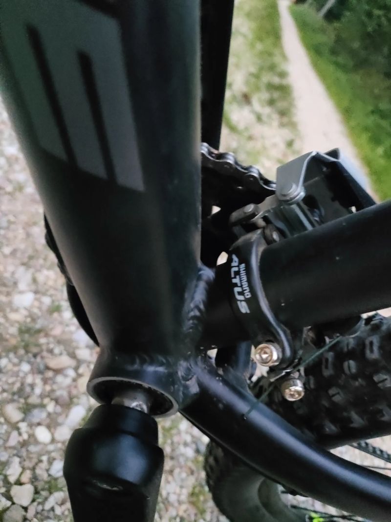 Rock Machine Manhattan