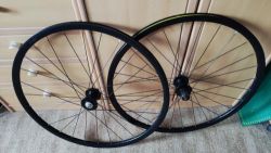 Zapletená ALU kola 28" rychloupínák 