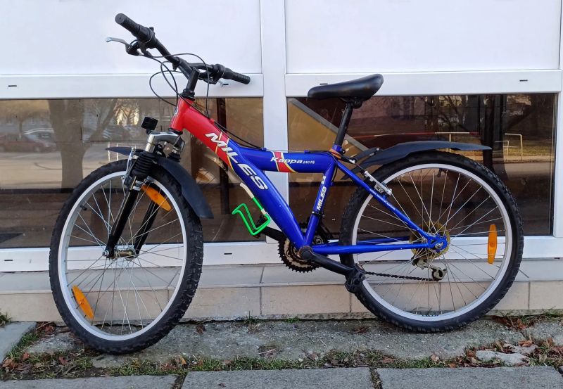 Juniorské kolo Miles ve velmi dobrém stavu, používané jen občasně, i když delší dobu 