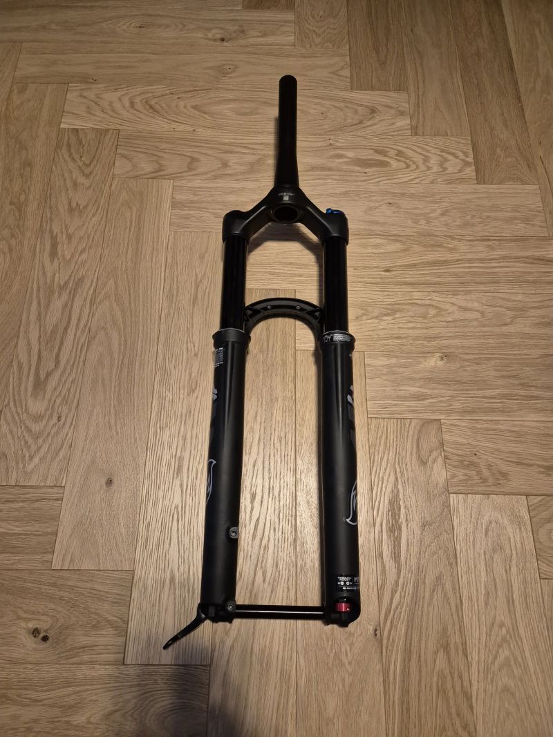 Prodám novou vidlici FOX 34 SL Performance.