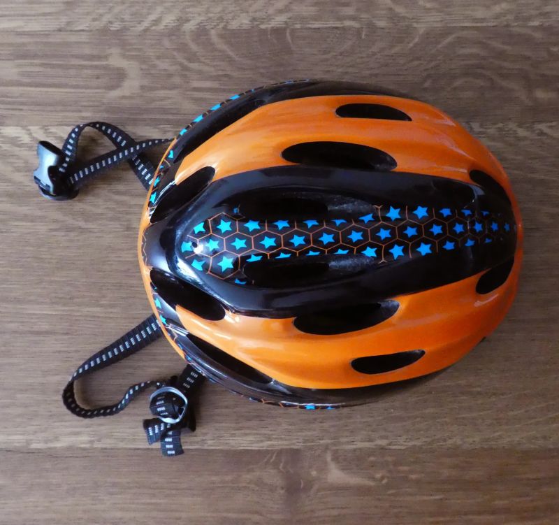 Helma na kolo, skateboarding a in-line brusle Cytec