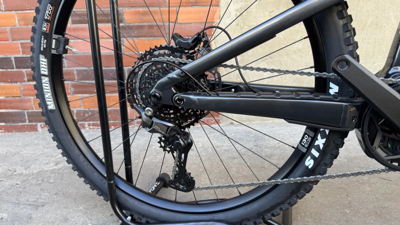 Nové elektrokolo Focus Thron2 6.6 DiamondBlack