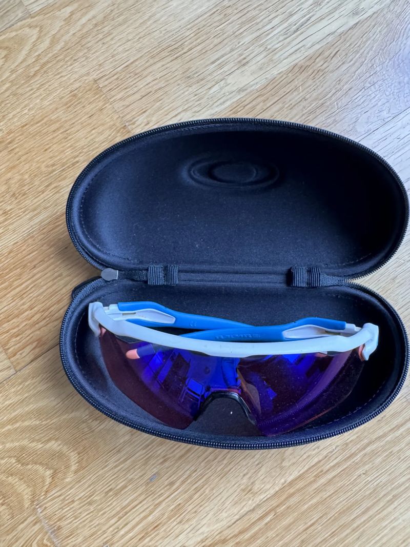 Oakley Radar EV 
