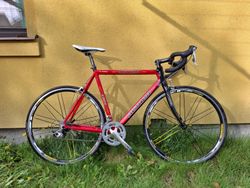 Silniční kolo Author