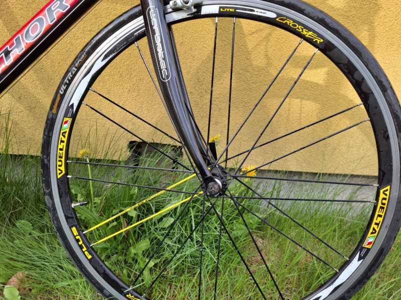 Silniční kolo Author