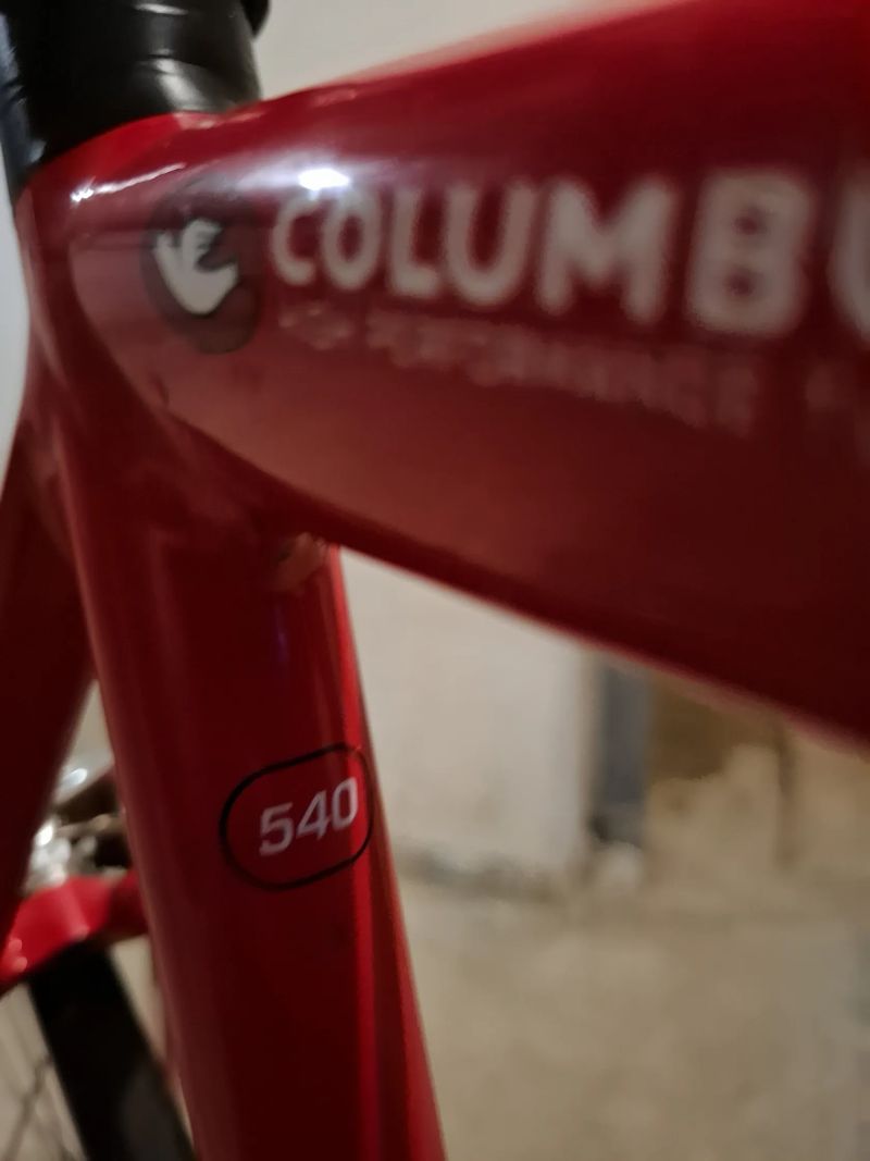 Silniční kolo Author