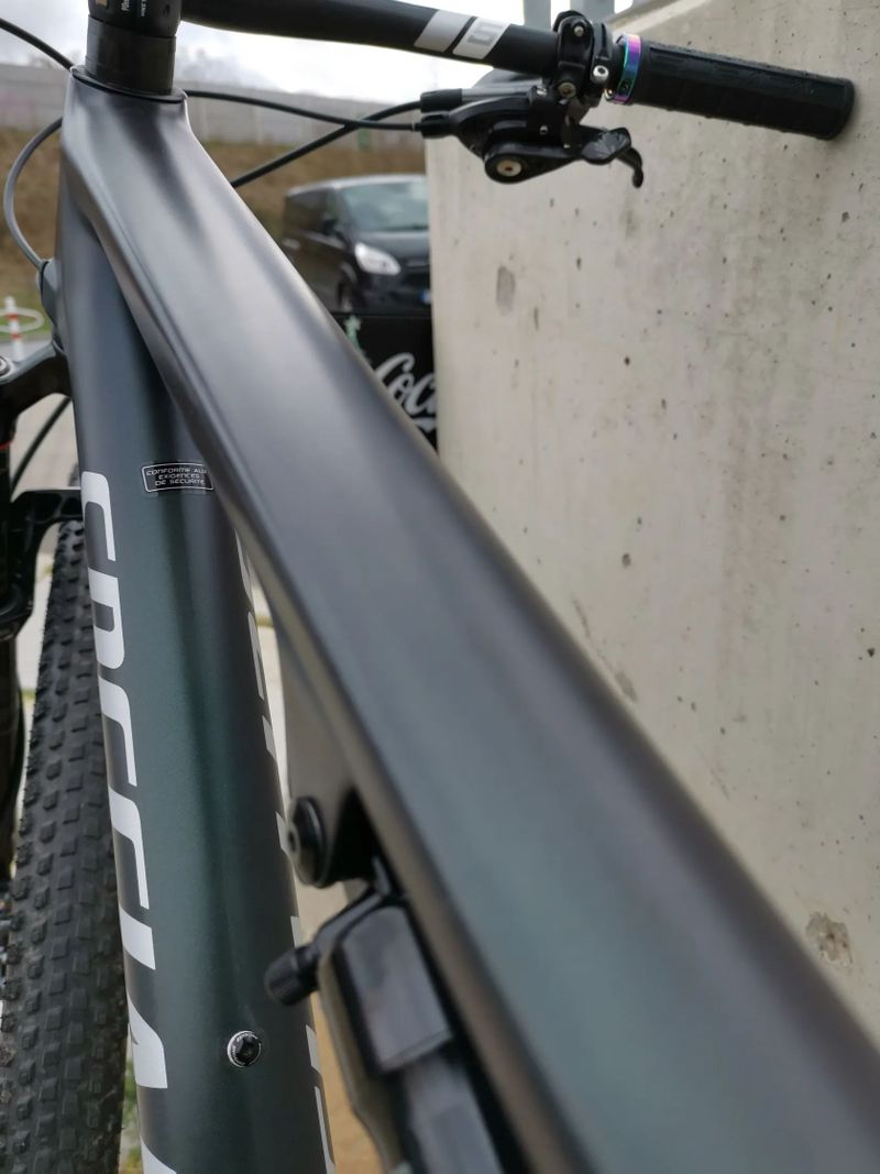 Specialized Epic PRO - Top osazení i stav-Zánovní-min.nájezd(ježděno ženou)..PC přes 200.tis...