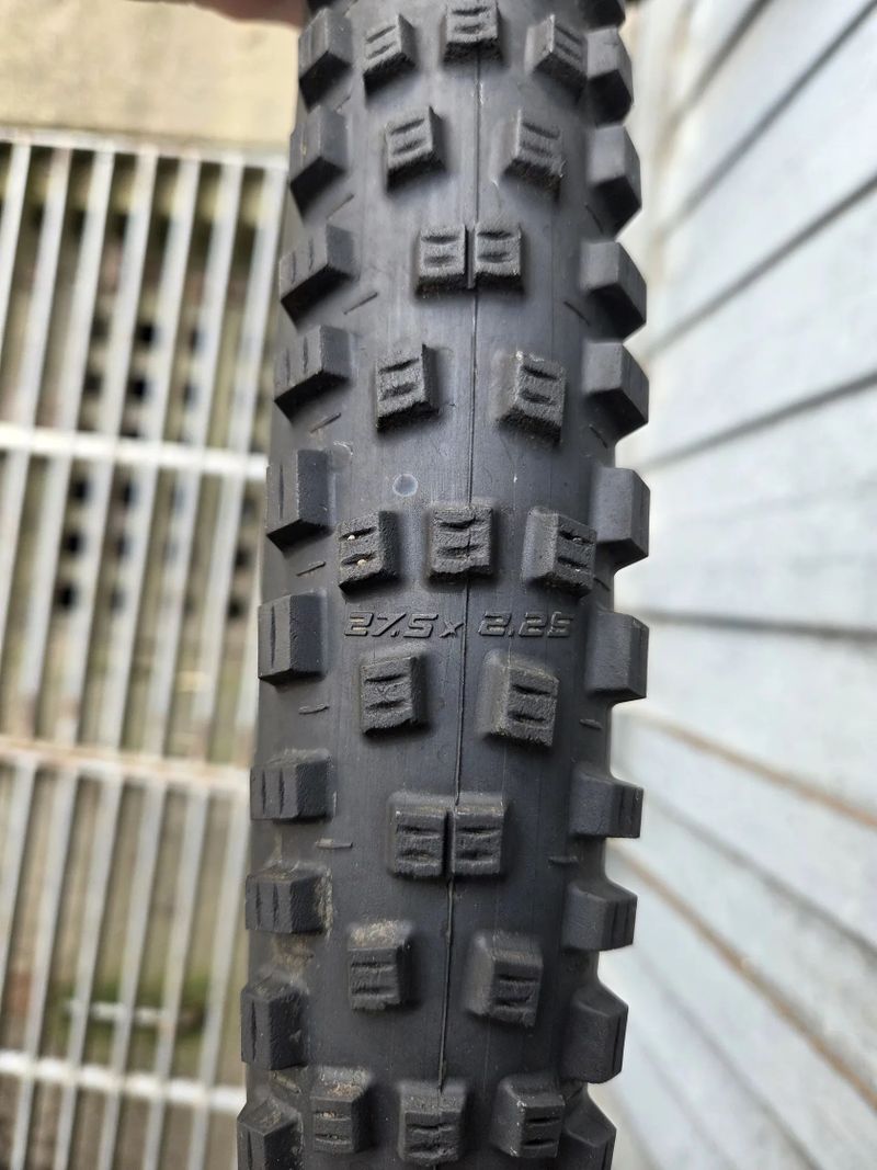 Mavic Crossmax 27,5" + pláště Schwalbe