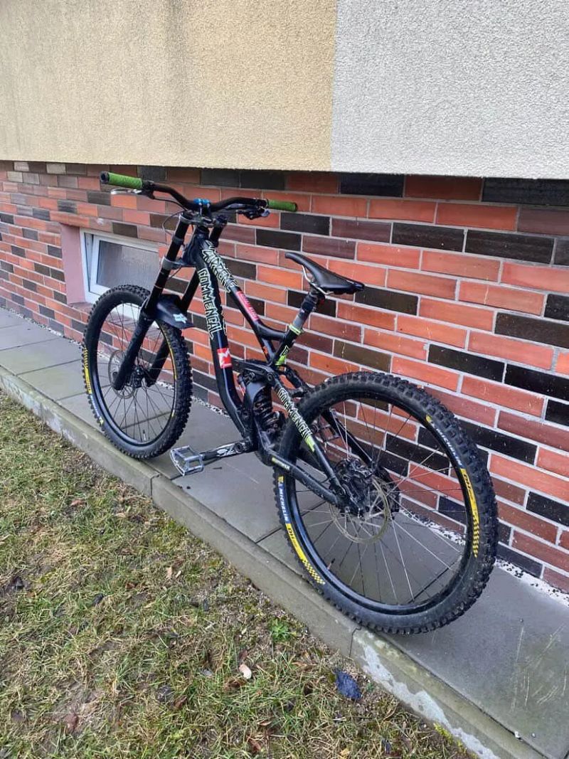 Commencal Supreme dh 3