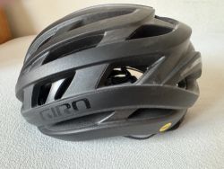 Silniční přilba Giro Helios Spherical