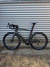 Specialized Venge - ULTEGRA Di2, WATMETR, KARBONOVÁ KOLA