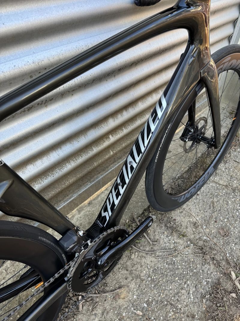 Specialized Venge - ULTEGRA Di2, WATMETR, KARBONOVÁ KOLA