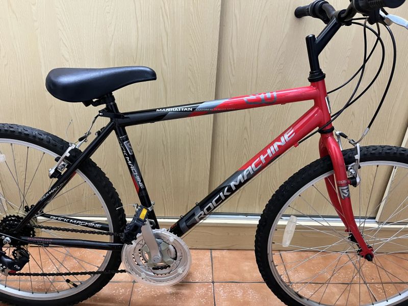 Rock Machine Manhattan