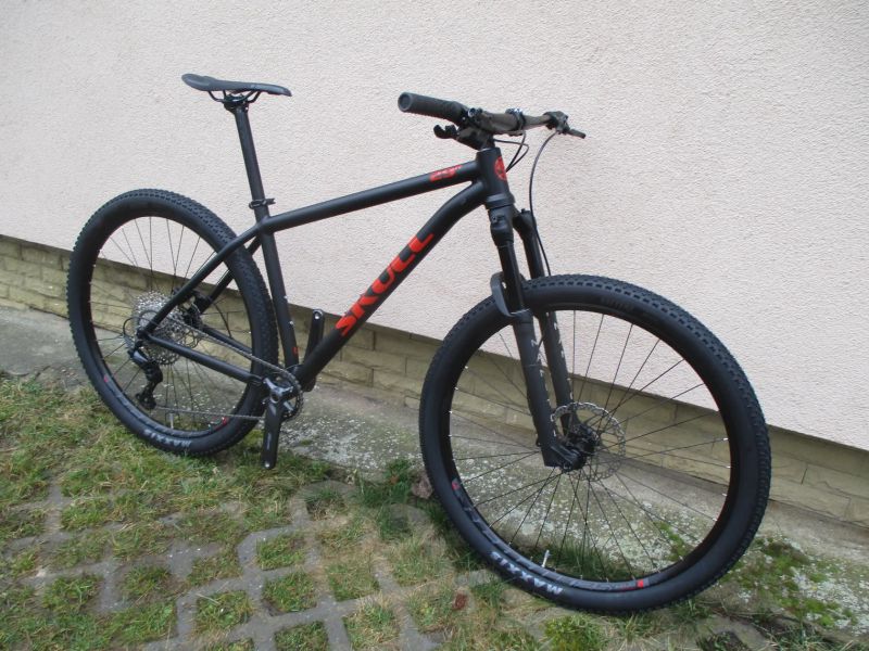 Nové lehké 29" kolo RB CR 19", vidlice Manitou Machete air, Shimano Deore 1x11, BOOST pevné osy