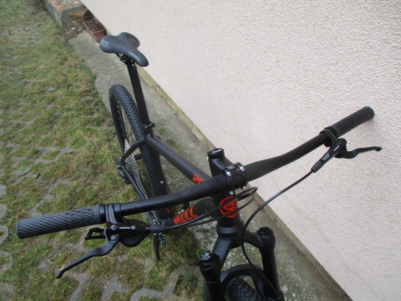Nové lehké 29" kolo RB CR 19", vidlice Manitou Machete air, Shimano Deore 1x11, BOOST pevné osy