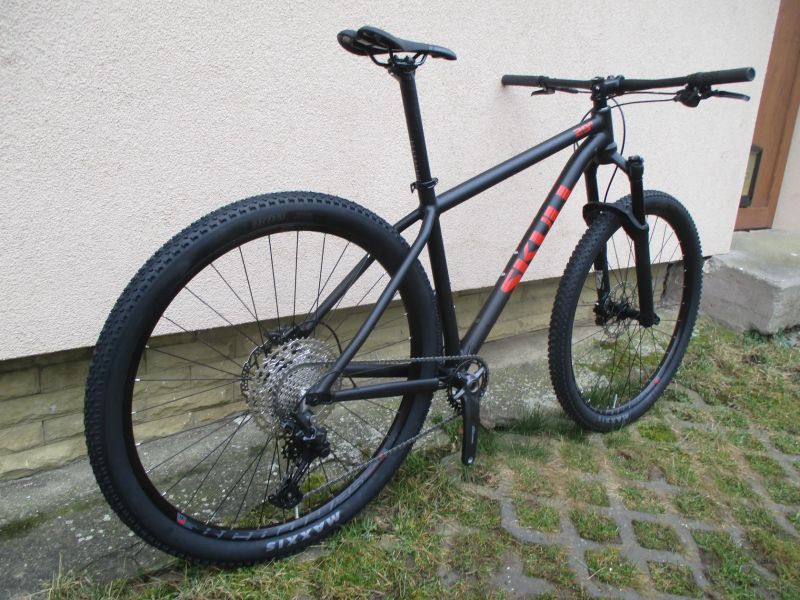 Nové lehké 29" kolo RB CR 19", vidlice Manitou Machete air, Shimano Deore 1x11, BOOST pevné osy