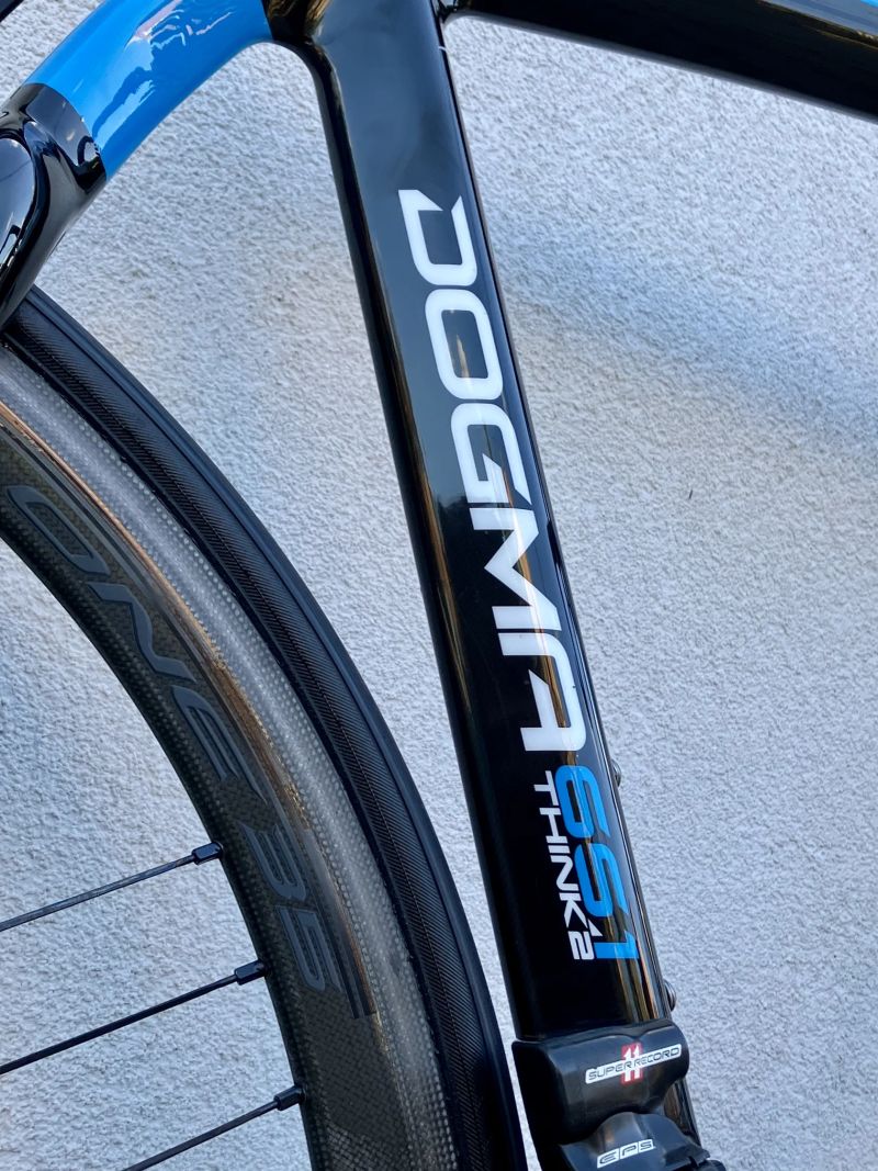 Pinarello Dogma - Campagnolo Super Record EPS
