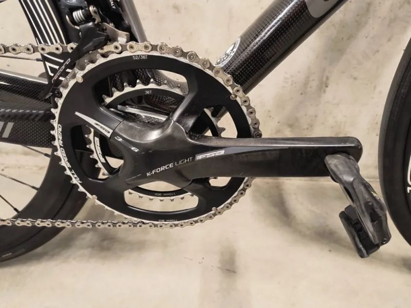 CIPOLLINI BOND, vel M/L, osazený CAMPGNOLO RECORD DISC 2X12