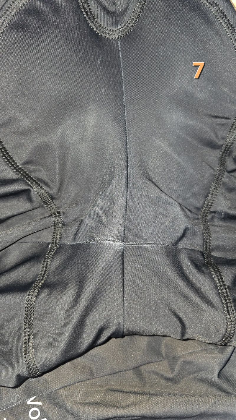 Výprodej oblečení Castelli (a dres Peleton de Paris) 