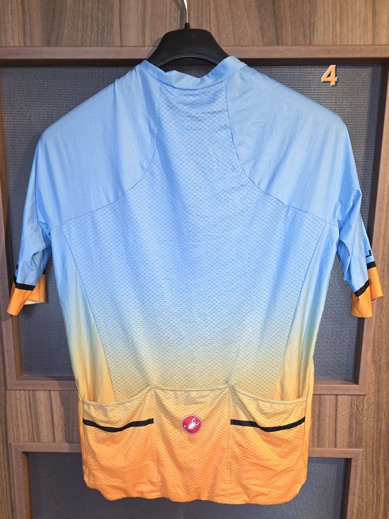 Výprodej oblečení Castelli (a dres Peleton de Paris) 