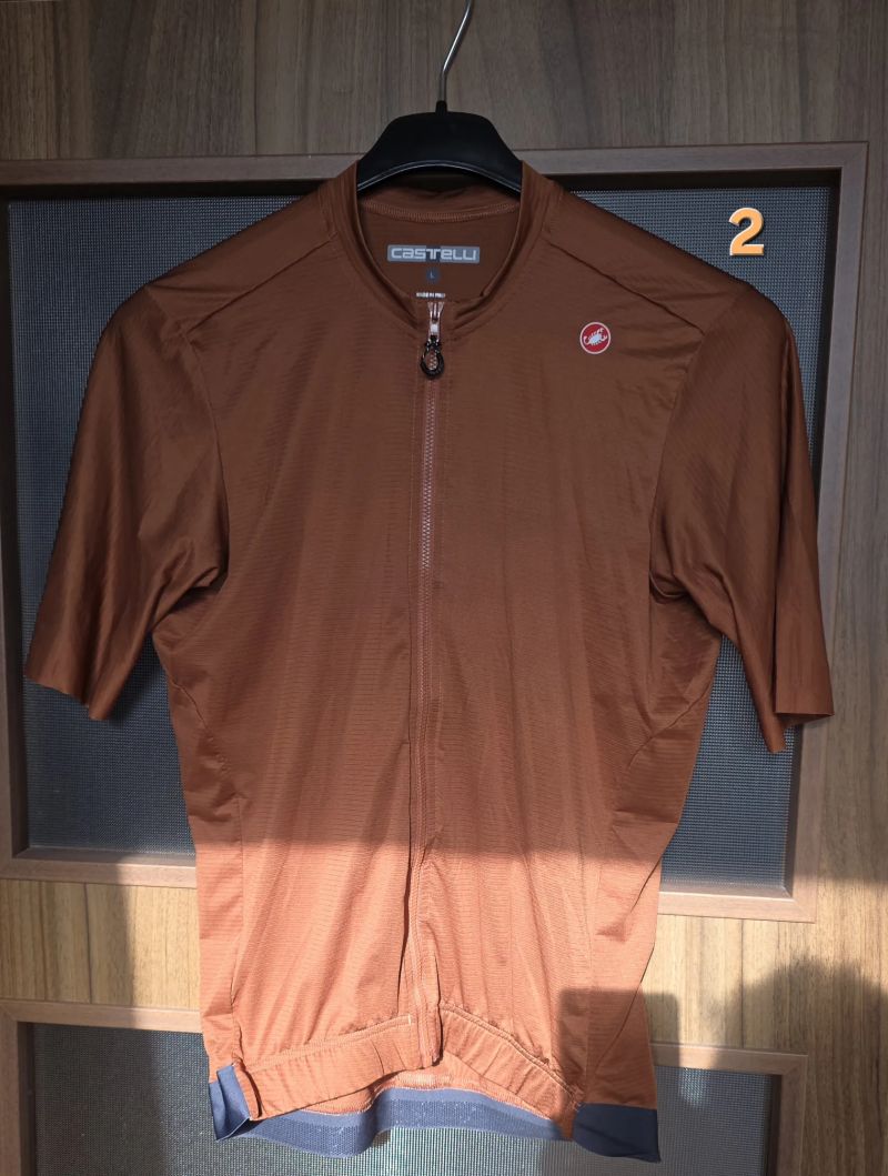 Výprodej oblečení Castelli (a dres Peleton de Paris) 