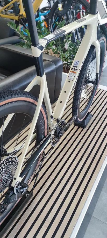 Prodám NOVÉ kolo Cannondale SuperX carbon 1 vel. 56