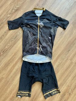 Dres + kraťasy Maloja velikost M