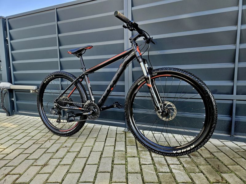 (52)Horské hliníkové kolo Scott 27,5"