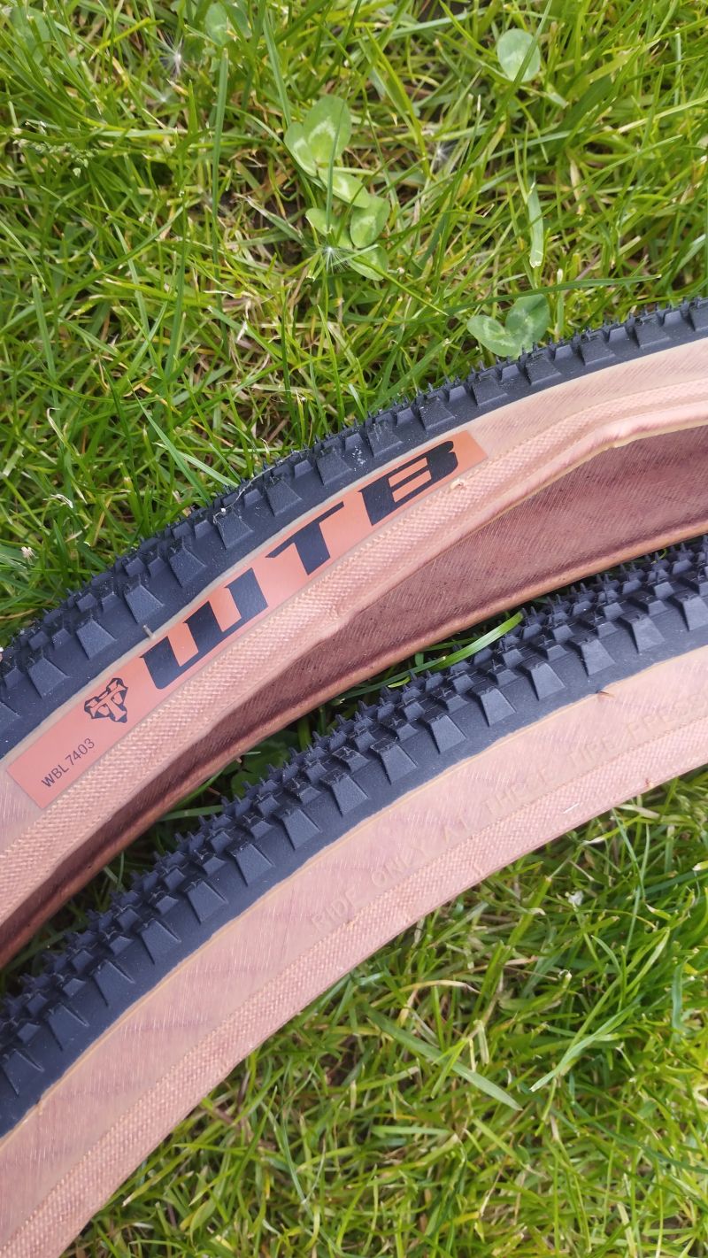 Prodám dva gravel pláště WTB