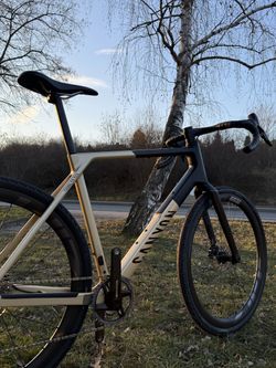 Canyon Grail CF SLX 8 AXS