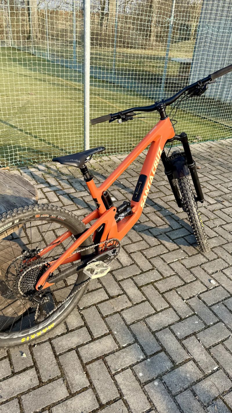 Santa Cruz Bronson 2024-L