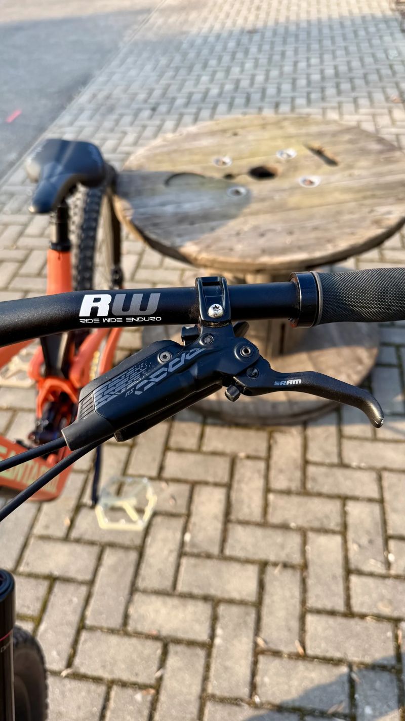 Santa Cruz Bronson 2024-L