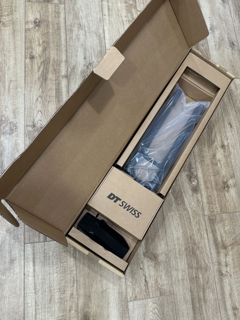 Vidlice DT Swiss F232 One 29" 110mm + páčka