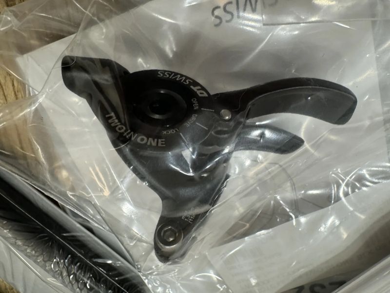 Vidlice DT Swiss F232 One 29" 110mm + páčka