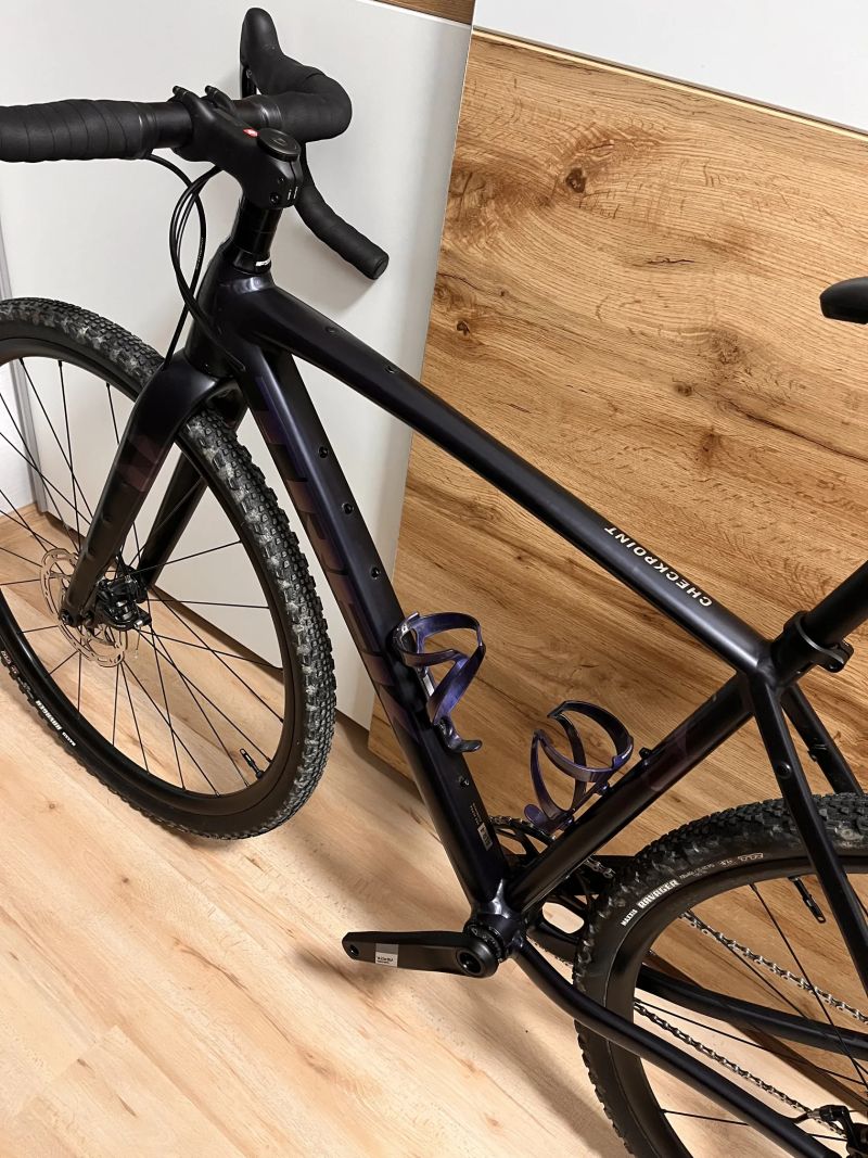 Trek Checkpoint ALR 4 - fialová