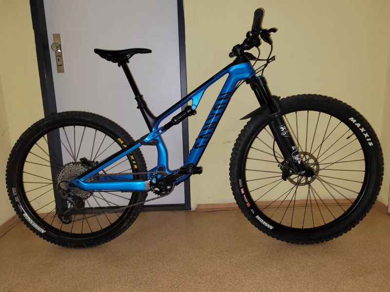 Canyon Neuron CF 9.0 SL (2019) / vel. S / fullcarbon / mullet setup / FOX Performance Elite