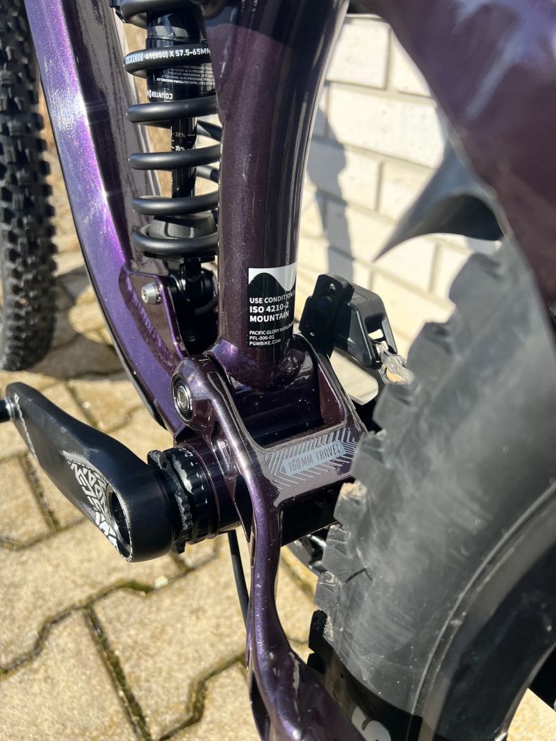 Fuji AURIC 27,5 LT 1.1 velikost L