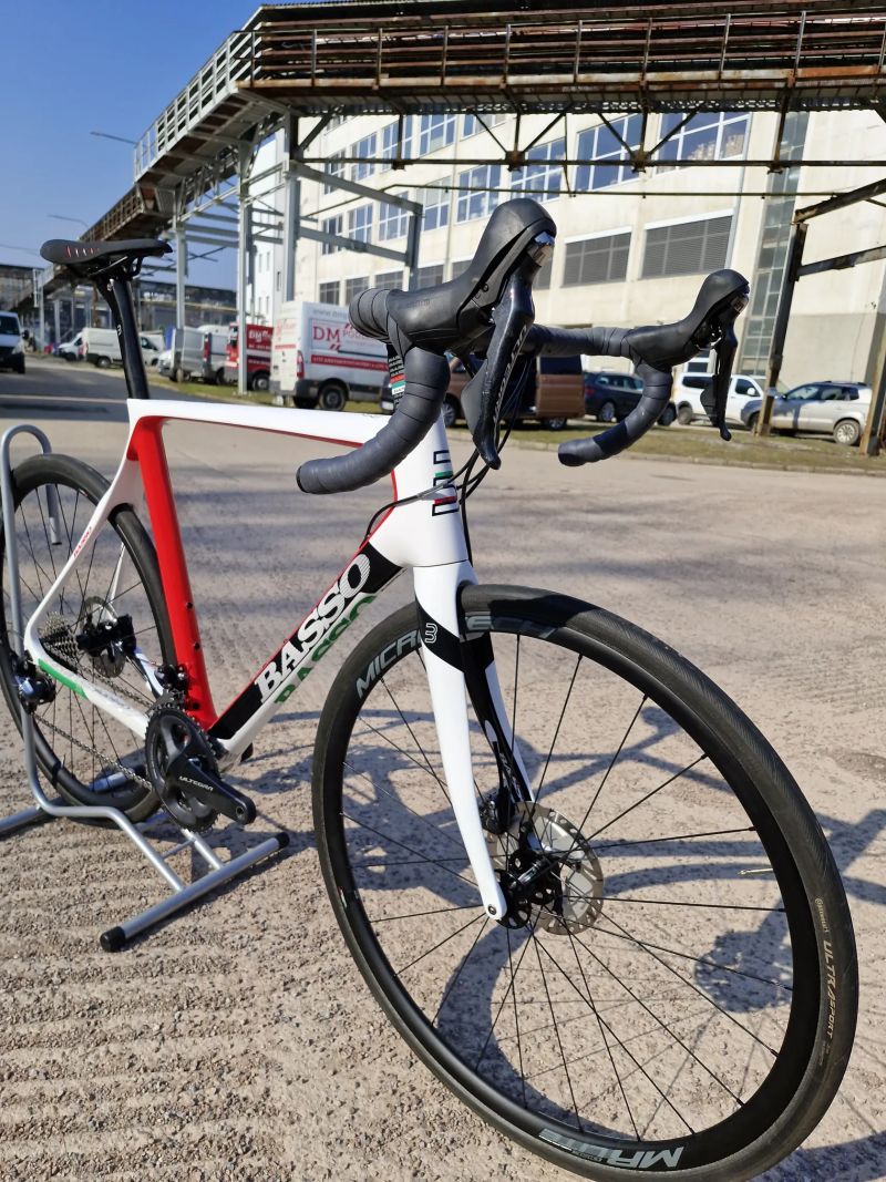 Basso Astra 56cm Italia