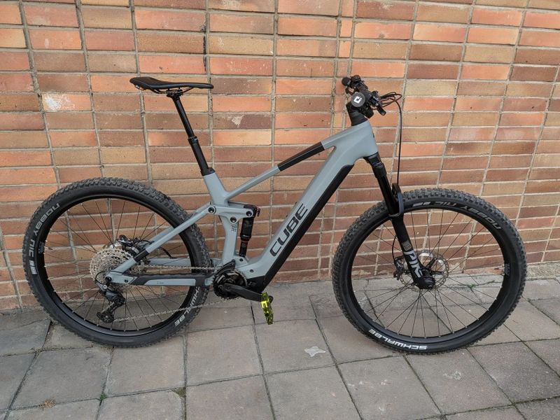 Cube Stereo Hybrid HPC 140