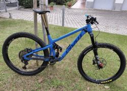 SLEVA - Pivot Switchblade XT 